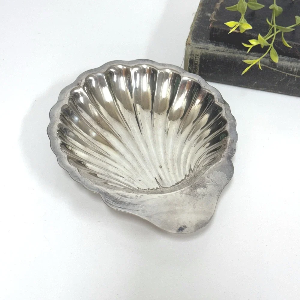 Vtg Oneida Ltd Silver Plated Scalloped Shell Trinket Dish Catchall Coastal Decor